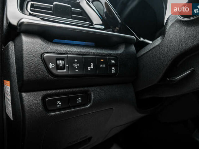 Черный Киа Niro, объемом двигателя 0 л и пробегом 114 тыс. км за 21900 $, фото 14 на Automoto.ua