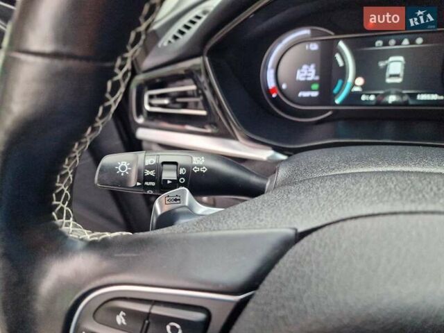 Черный Киа Niro, объемом двигателя 0 л и пробегом 135 тыс. км за 18900 $, фото 29 на Automoto.ua