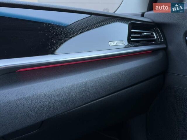 Черный Киа Niro, объемом двигателя 0 л и пробегом 98 тыс. км за 20999 $, фото 41 на Automoto.ua