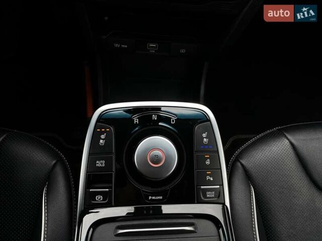 Черный Киа Niro, объемом двигателя 0 л и пробегом 107 тыс. км за 21400 $, фото 44 на Automoto.ua