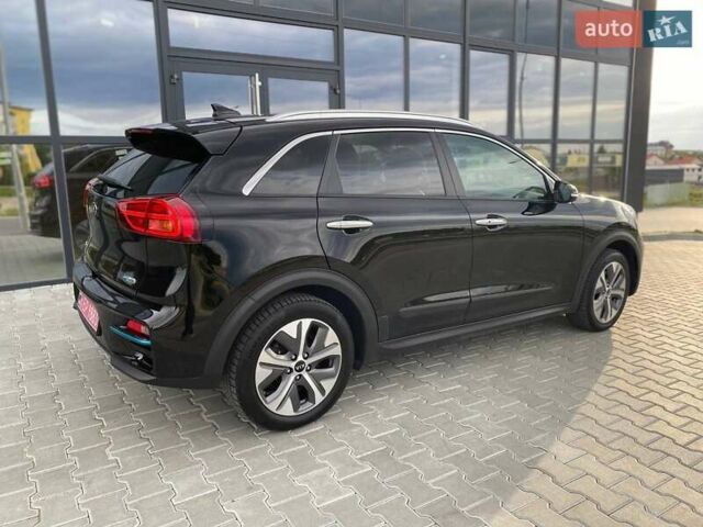 Черный Киа Niro, объемом двигателя 0 л и пробегом 142 тыс. км за 18900 $, фото 29 на Automoto.ua