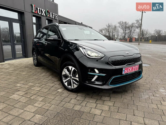 Черный Киа Niro, объемом двигателя 0 л и пробегом 159 тыс. км за 18950 $, фото 4 на Automoto.ua