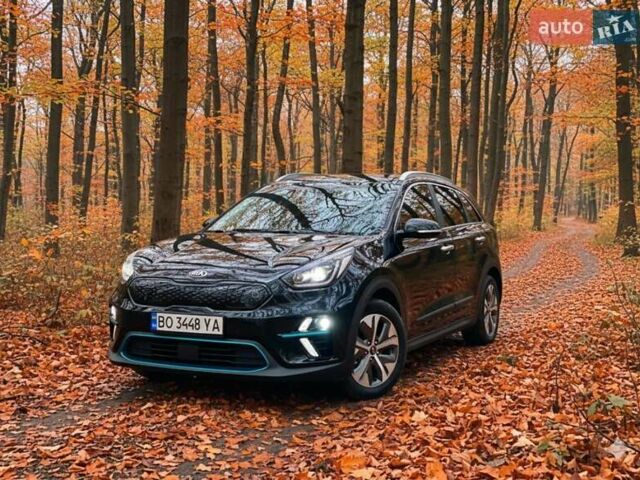 Чорний Кіа Niro, об'ємом двигуна 0 л та пробігом 112 тис. км за 19850 $, фото 29 на Automoto.ua