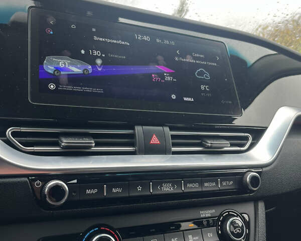 Чорний Кіа Niro, об'ємом двигуна 0 л та пробігом 81 тис. км за 19999 $, фото 13 на Automoto.ua