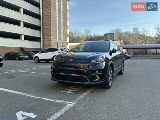Черный Киа Niro, объемом двигателя 0 л и пробегом 105 тыс. км за 20500 $, фото 29 на Automoto.ua