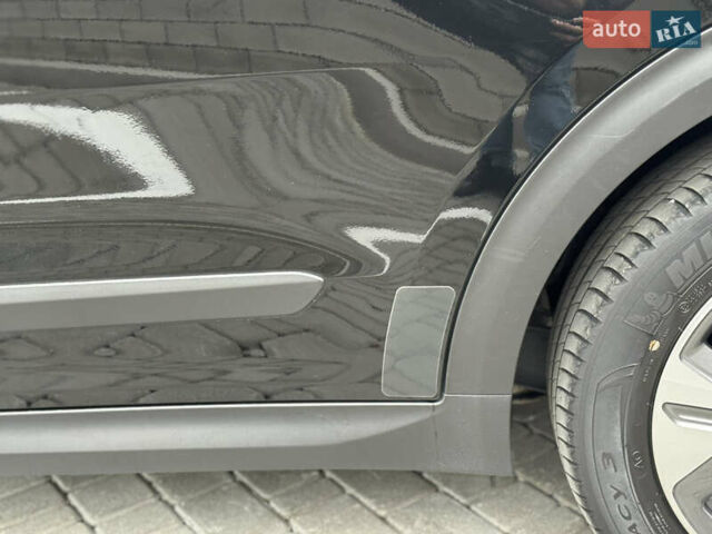 Черный Киа Niro, объемом двигателя 0 л и пробегом 132 тыс. км за 18699 $, фото 20 на Automoto.ua