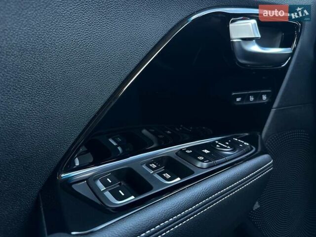 Киа Niro 2020 в Львове на Automoto.ua Черный Киа Niro, объемом двигателя 0 л и пробегом 80 тыс. км за 22400 $, фото 26 на Automoto.ua