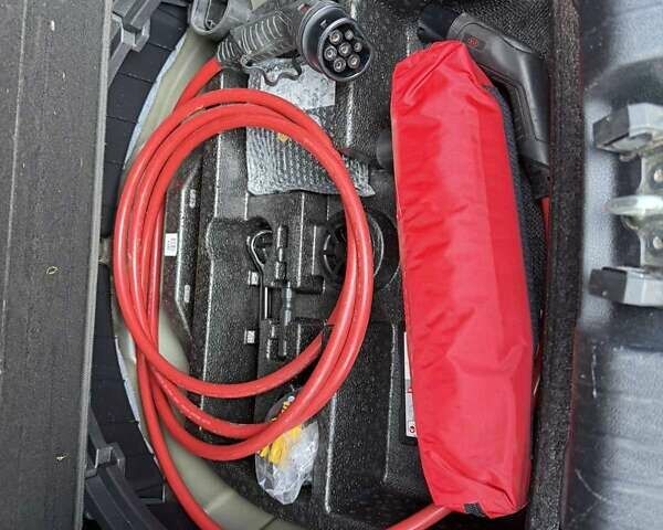 Черный Киа Niro, объемом двигателя 0 л и пробегом 111 тыс. км за 18900 $, фото 20 на Automoto.ua