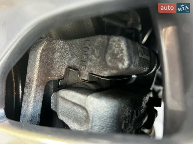 Чорний Кіа Niro, об'ємом двигуна 0 л та пробігом 65 тис. км за 16499 $, фото 26 на Automoto.ua