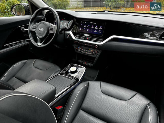 Черный Киа Niro, объемом двигателя 0 л и пробегом 78 тыс. км за 21700 $, фото 54 на Automoto.ua