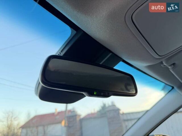 Чорний Кіа Niro, об'ємом двигуна 0 л та пробігом 69 тис. км за 21500 $, фото 21 на Automoto.ua