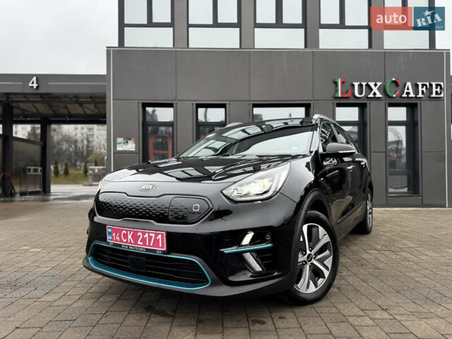 Черный Киа Niro, объемом двигателя 0 л и пробегом 159 тыс. км за 18950 $, фото 1 на Automoto.ua