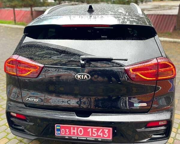 Киа Niro 2020 в Луцке на Automoto.ua Черный Киа Niro, объемом двигателя 0 л и пробегом 98 тыс. км за 20500 $, фото 42 на Automoto.ua