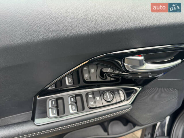 Чорний Кіа Niro, об'ємом двигуна 0 л та пробігом 164 тис. км за 18400 $, фото 27 на Automoto.ua