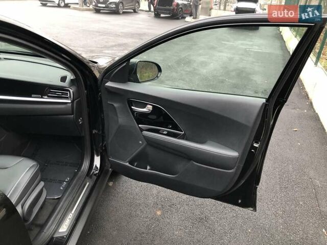 Черный Киа Niro, объемом двигателя 0 л и пробегом 40 тыс. км за 22950 $, фото 23 на Automoto.ua