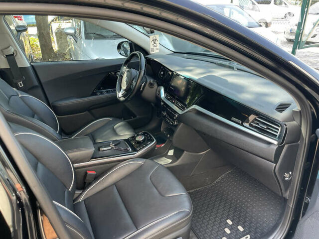 Черный Киа Niro, объемом двигателя 0 л и пробегом 151 тыс. км за 19300 $, фото 10 на Automoto.ua