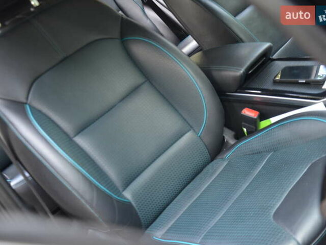 Черный Киа Niro, объемом двигателя 0 л и пробегом 62 тыс. км за 17450 $, фото 69 на Automoto.ua