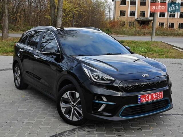 Чорний Кіа Niro, об'ємом двигуна 0 л та пробігом 115 тис. км за 20700 $, фото 12 на Automoto.ua