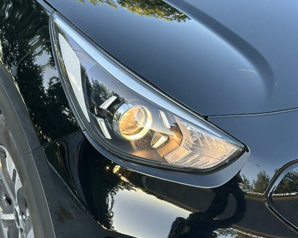 Черный Киа Niro, объемом двигателя 0 л и пробегом 112 тыс. км за 18750 $, фото 8 на Automoto.ua