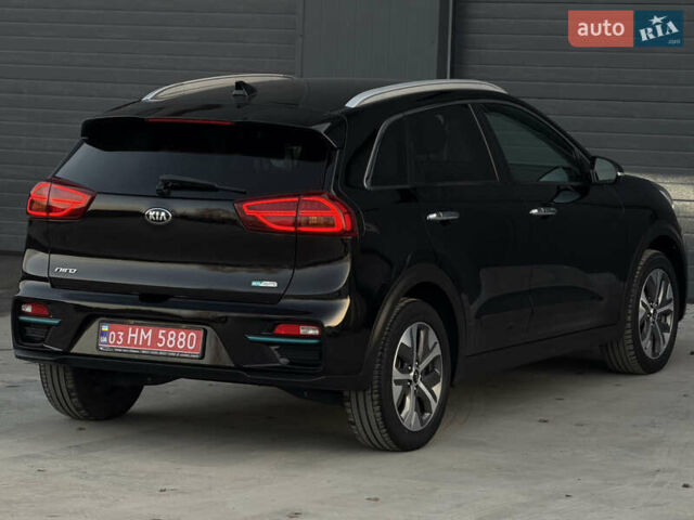 Черный Киа Niro, объемом двигателя 0 л и пробегом 142 тыс. км за 18900 $, фото 8 на Automoto.ua