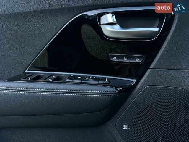 Черный Киа Niro, объемом двигателя 0 л и пробегом 35 тыс. км за 23400 $, фото 41 на Automoto.ua