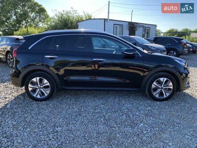 Черный Киа Niro, объемом двигателя 0 л и пробегом 93 тыс. км за 22700 $, фото 17 на Automoto.ua