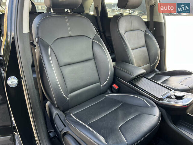 Черный Киа Niro, объемом двигателя 0 л и пробегом 140 тыс. км за 18199 $, фото 48 на Automoto.ua