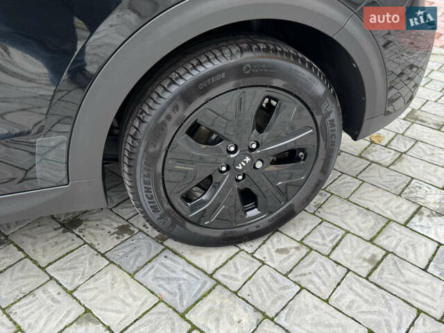 Чорний Кіа Niro, об'ємом двигуна 0 л та пробігом 109 тис. км за 17499 $, фото 47 на Automoto.ua