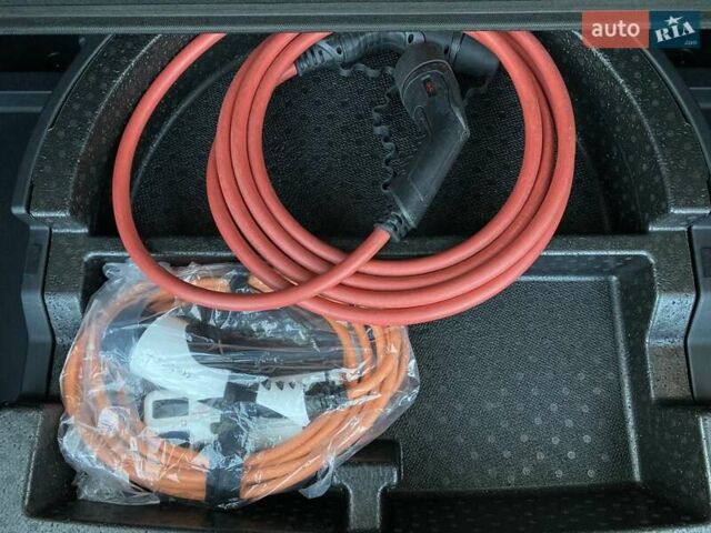 Черный Киа Niro, объемом двигателя 0 л и пробегом 83 тыс. км за 23200 $, фото 56 на Automoto.ua