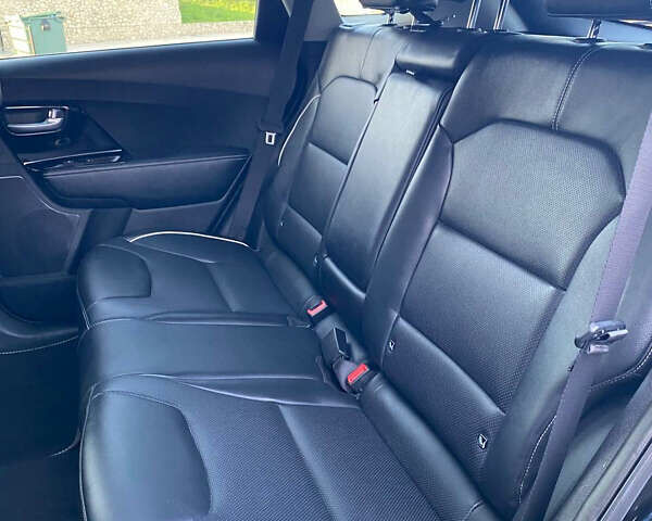 Черный Киа Niro, объемом двигателя 0 л и пробегом 152 тыс. км за 19200 $, фото 37 на Automoto.ua