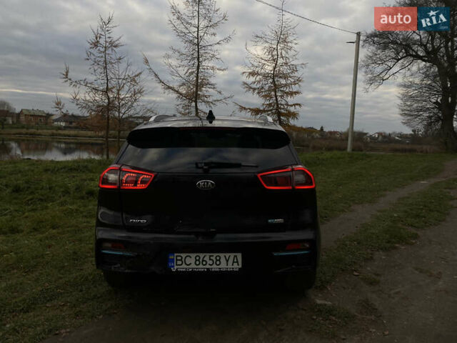Чорний Кіа Niro, об'ємом двигуна 0 л та пробігом 139 тис. км за 16600 $, фото 1 на Automoto.ua