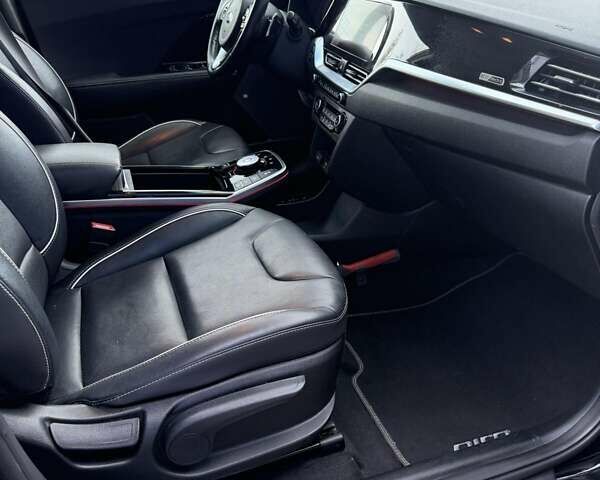 Черный Киа Niro, объемом двигателя 0 л и пробегом 111 тыс. км за 18900 $, фото 22 на Automoto.ua