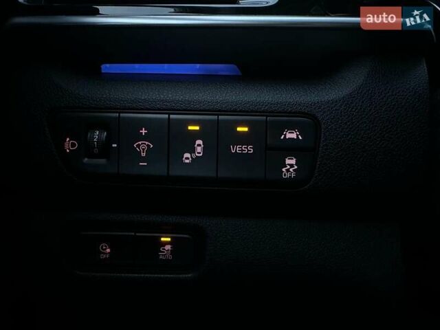 Черный Киа Niro, объемом двигателя 0 л и пробегом 35 тыс. км за 23400 $, фото 8 на Automoto.ua