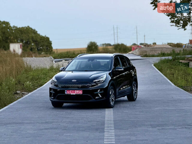 Черный Киа Niro, объемом двигателя 0 л и пробегом 165 тыс. км за 16999 $, фото 9 на Automoto.ua