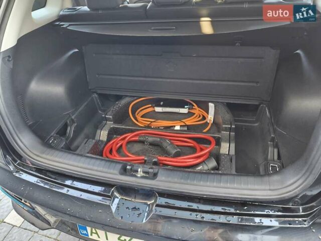 Черный Киа Niro, объемом двигателя 0 л и пробегом 46 тыс. км за 17000 $, фото 59 на Automoto.ua