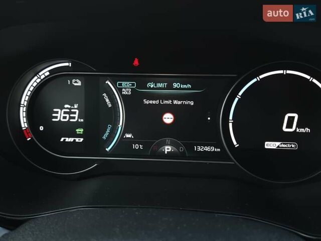 Черный Киа Niro, объемом двигателя 0 л и пробегом 132 тыс. км за 19449 $, фото 59 на Automoto.ua