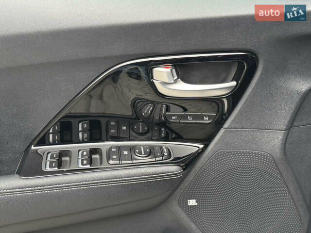 Черный Киа Niro, объемом двигателя 0 л и пробегом 132 тыс. км за 18699 $, фото 34 на Automoto.ua
