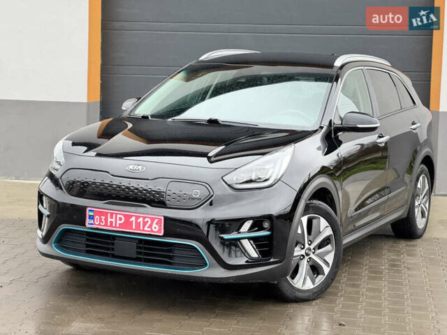 Черный Киа Niro, объемом двигателя 0 л и пробегом 93 тыс. км за 17999 $, фото 1 на Automoto.ua