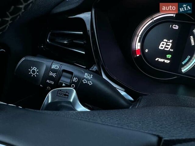 Чорний Кіа Niro, об'ємом двигуна 0 л та пробігом 35 тис. км за 24400 $, фото 51 на Automoto.ua