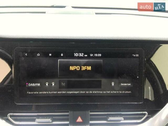 Черный Киа Niro, объемом двигателя 0 л и пробегом 122 тыс. км за 18900 $, фото 11 на Automoto.ua