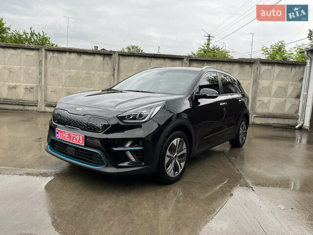 Черный Киа Niro, объемом двигателя 0 л и пробегом 104 тыс. км за 17550 $, фото 15 на Automoto.ua