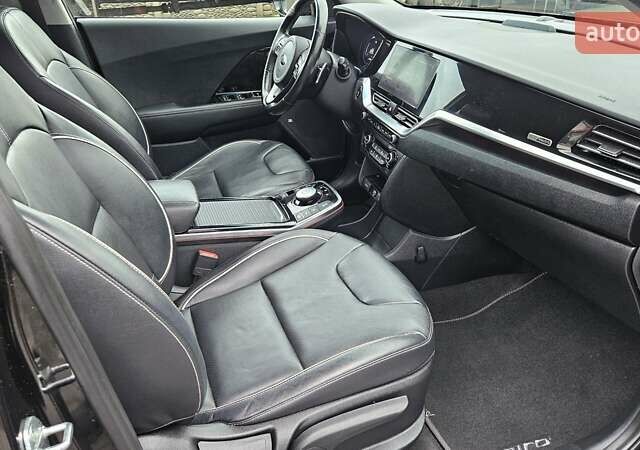 Черный Киа Niro, объемом двигателя 0 л и пробегом 139 тыс. км за 19800 $, фото 20 на Automoto.ua