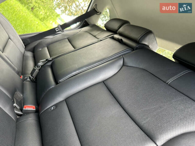 Чорний Кіа Niro, об'ємом двигуна 0 л та пробігом 46 тис. км за 19750 $, фото 61 на Automoto.ua