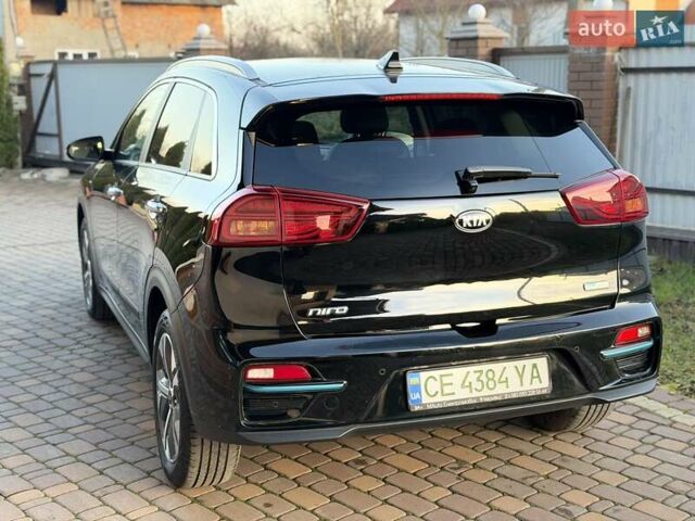 Чорний Кіа Niro, об'ємом двигуна 0 л та пробігом 69 тис. км за 21500 $, фото 5 на Automoto.ua