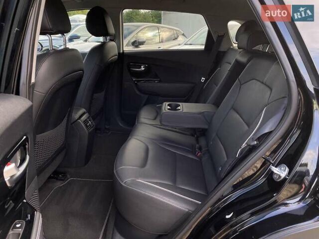 Черный Киа Niro, объемом двигателя 0 л и пробегом 83 тыс. км за 23200 $, фото 53 на Automoto.ua