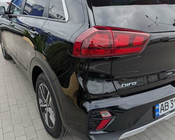 Черный Киа Niro, объемом двигателя 1.58 л и пробегом 33 тыс. км за 22600 $, фото 13 на Automoto.ua