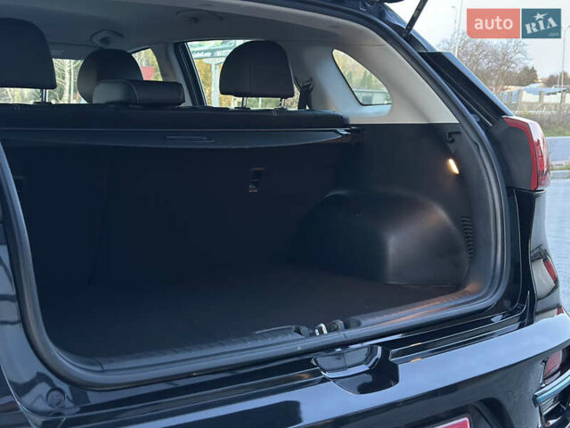 Чорний Кіа Niro, об'ємом двигуна 0 л та пробігом 98 тис. км за 19400 $, фото 51 на Automoto.ua