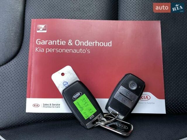 Киа Niro 2020 в Львове на Automoto.ua Черный Киа Niro, объемом двигателя 0 л и пробегом 115 тыс. км за 20300 $, фото 46 на Automoto.ua