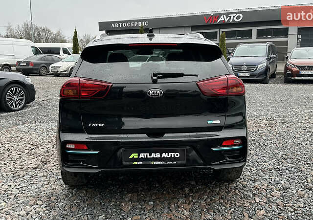 Черный Киа Niro, объемом двигателя 0 л и пробегом 158 тыс. км за 17800 $, фото 5 на Automoto.ua