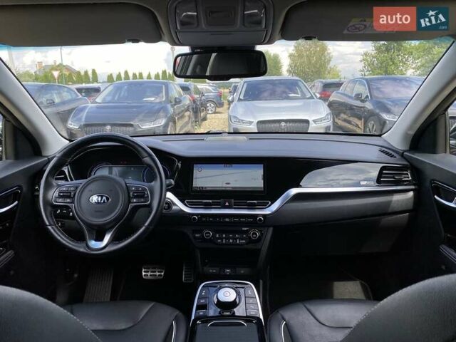 Киа Niro 2020 в Львове на Automoto.ua Черный Киа Niro, объемом двигателя 0 л и пробегом 70 тыс. км за 22500 $, фото 35 на Automoto.ua